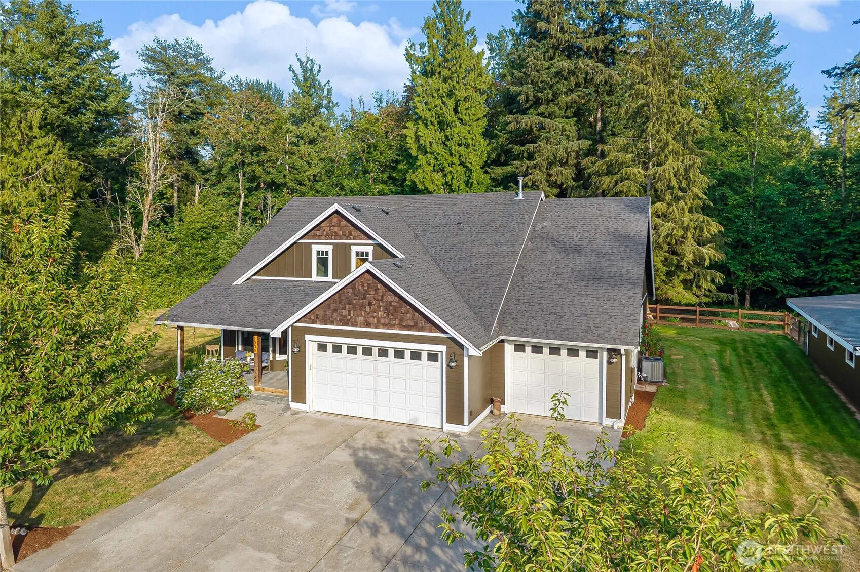 Property photo for 1035 Red Tail Lane, Bellingham photo 2