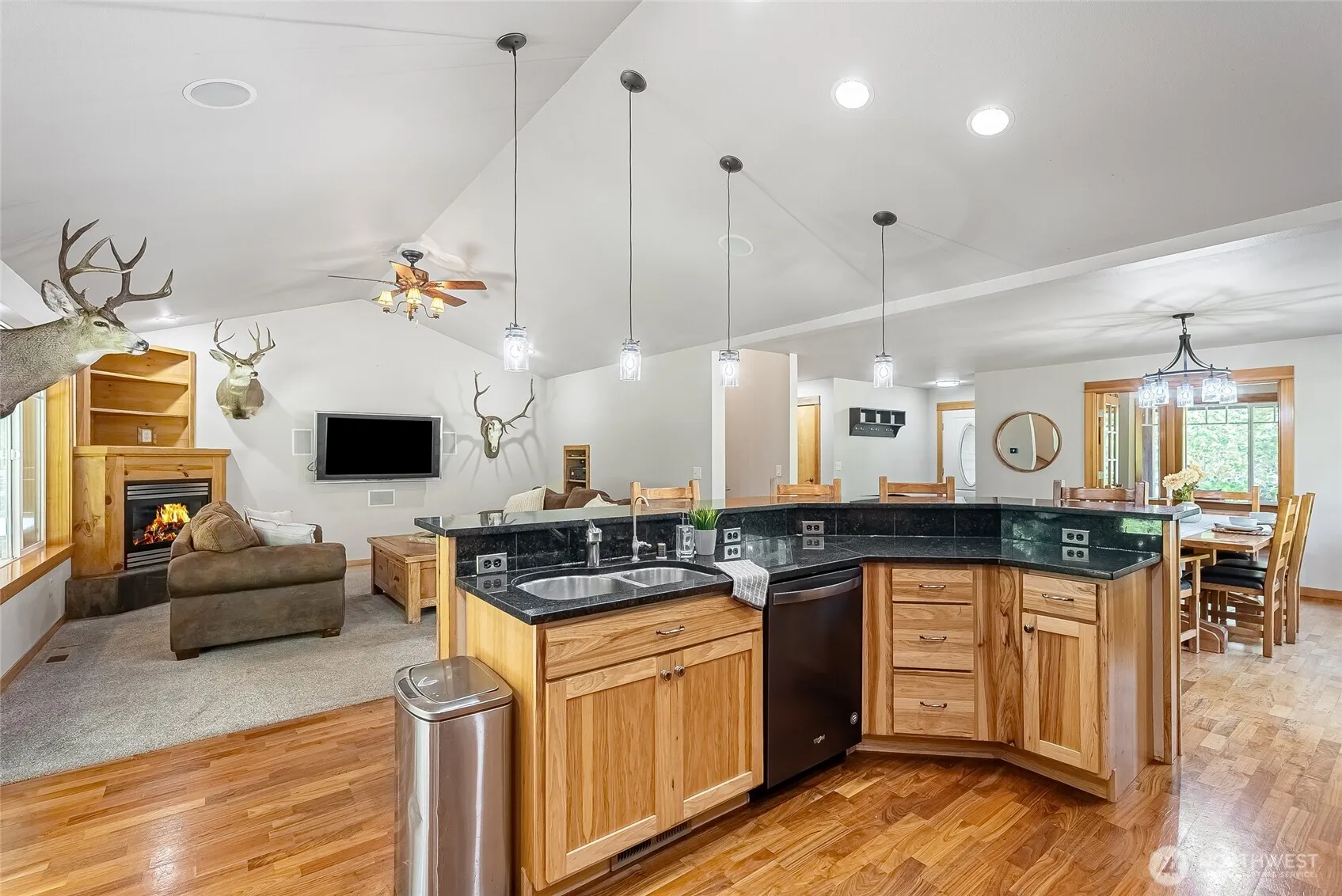 Property photo for 1035 Red Tail Lane, Bellingham photo 5