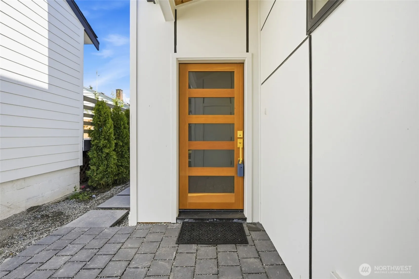Property photo for 5948 18 Avenue Sw #2, Seattle photo 3