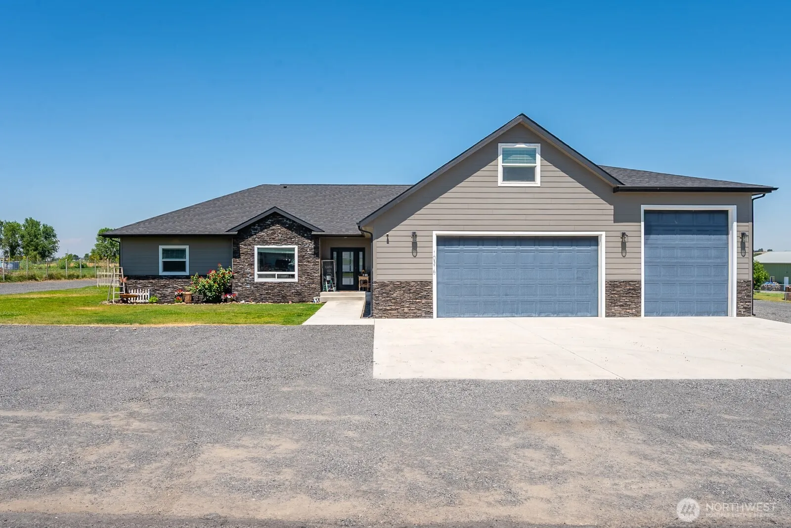 Property photo for 10316 Road 5.9 Ne, Moses Lake
