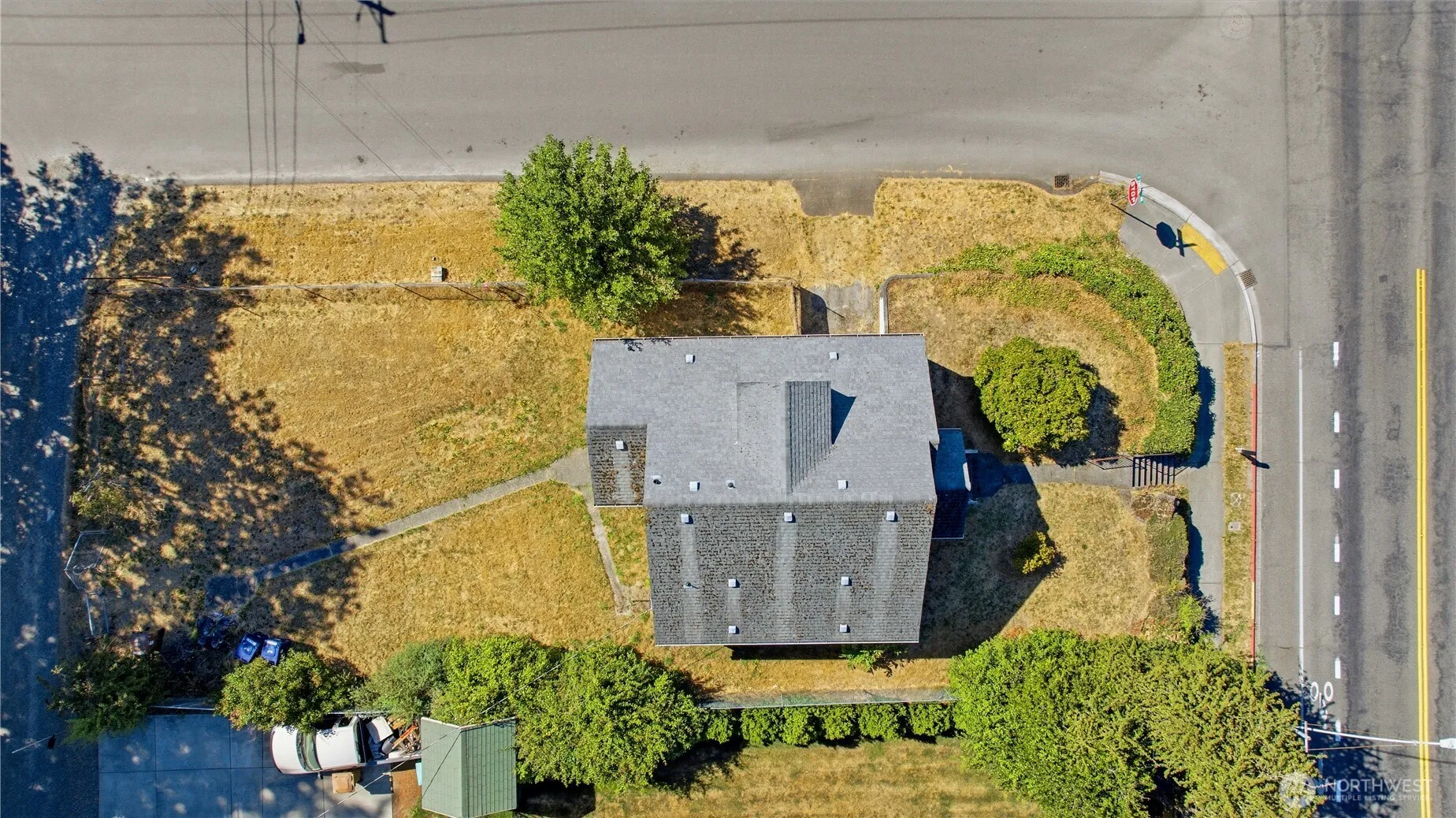 Property photo for 8643 Yakima Avenue S, Tacoma photo 2