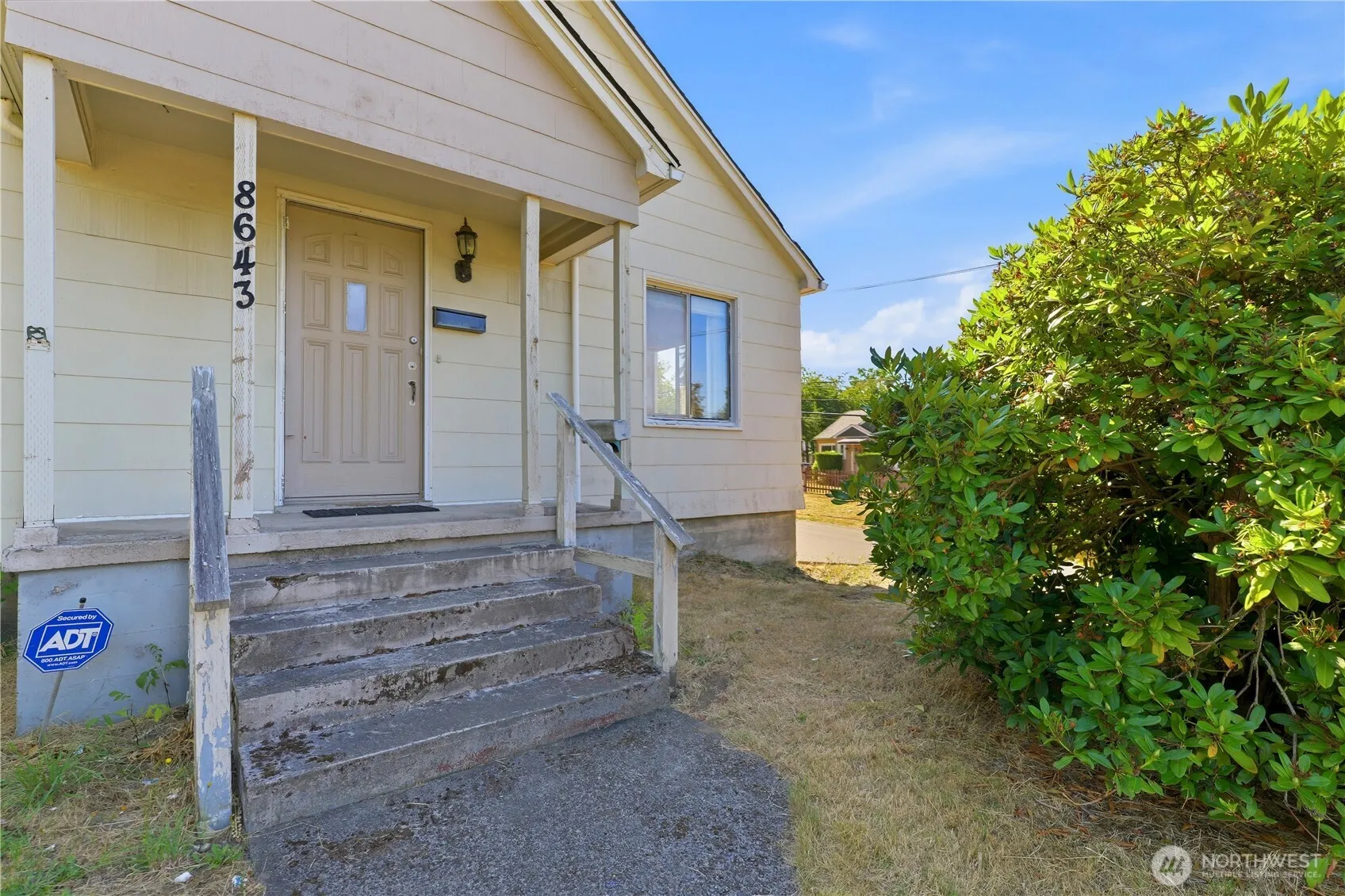 Property photo for 8643 Yakima Avenue S, Tacoma photo 3