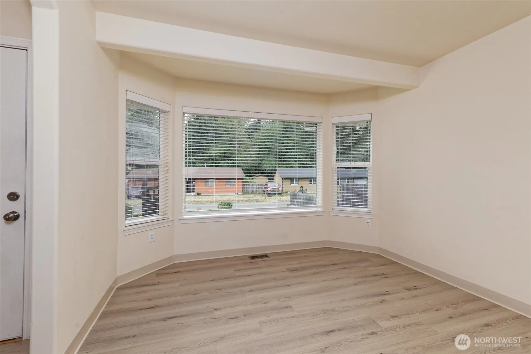 Property photo for 30 E Larch Place, Shelton photo 5