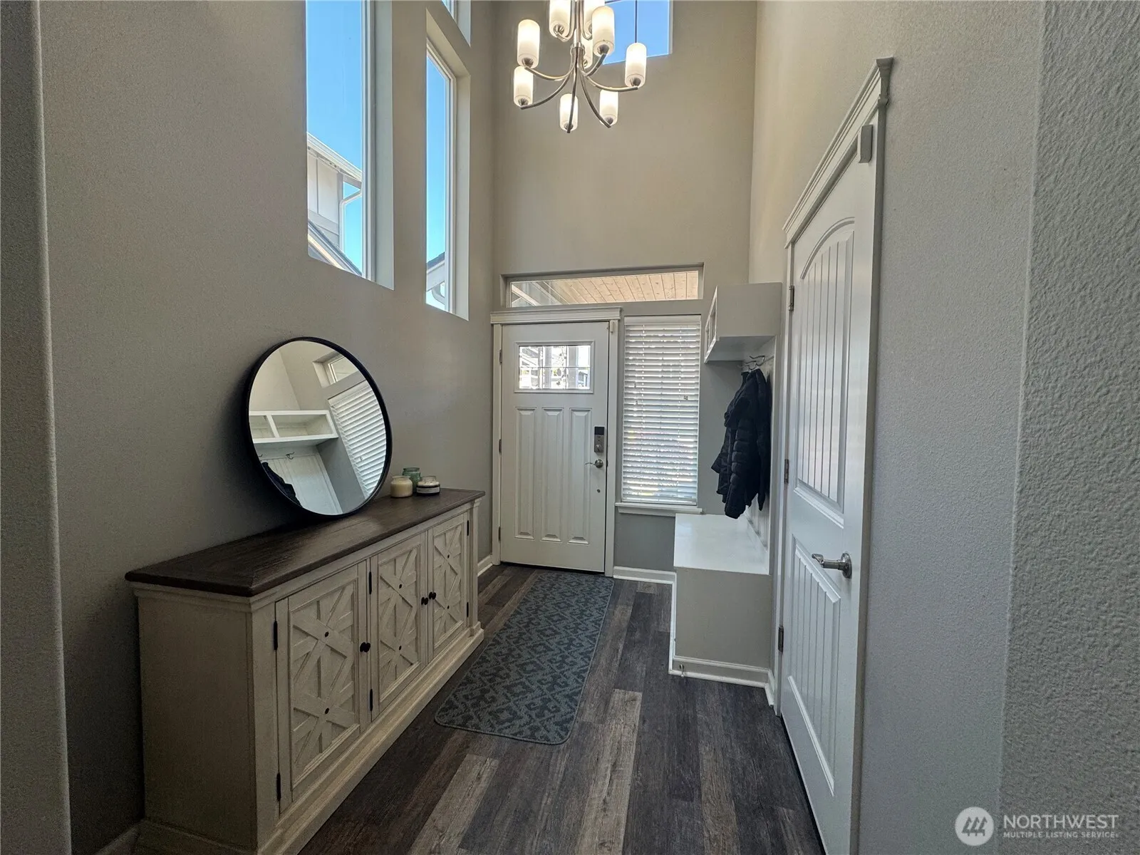 Property photo for 3910 Maritime Drive Sw, Bremerton photo 2