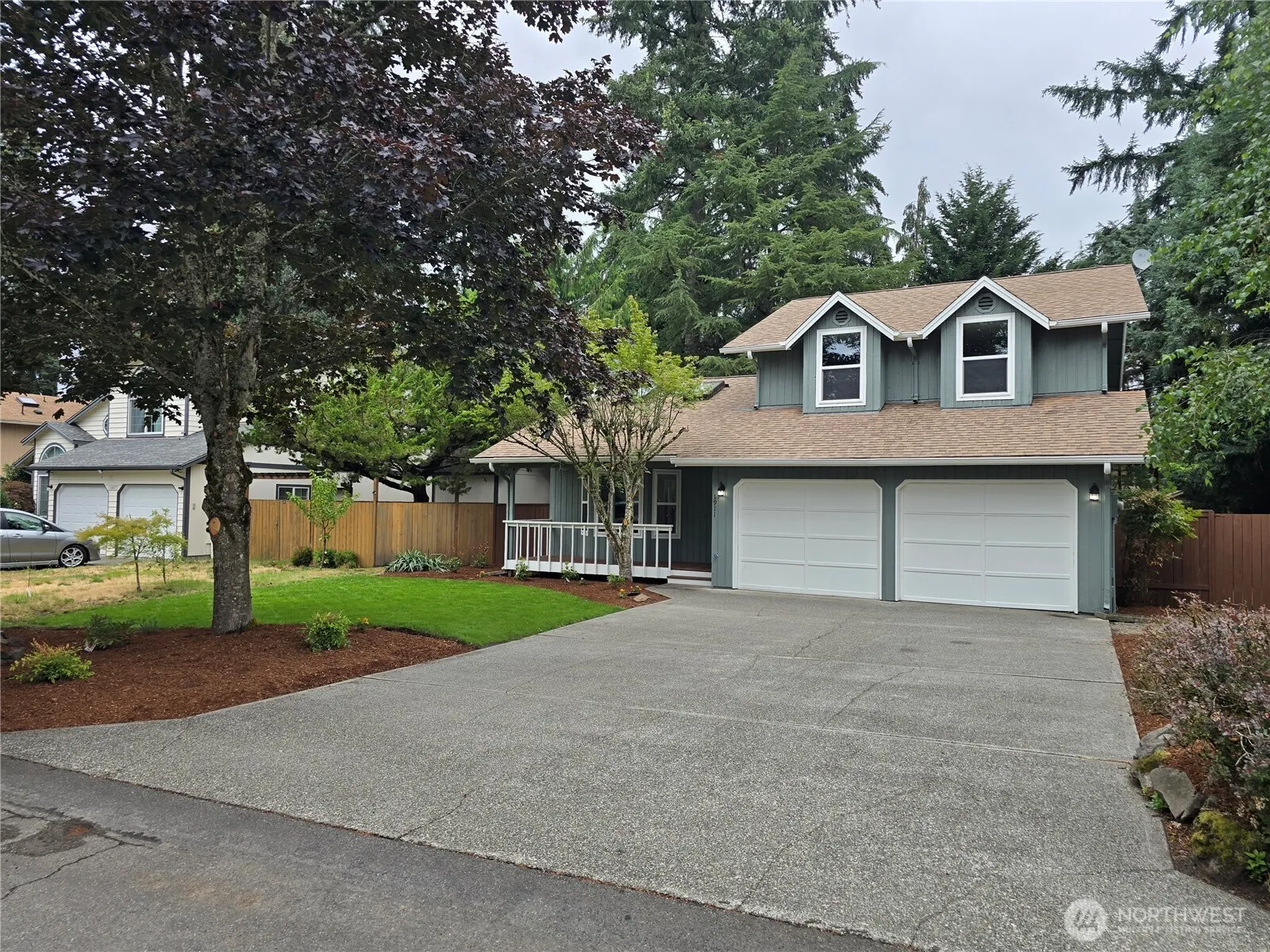 Property photo for 1911 154th Street Ct E, Tacoma photo 2