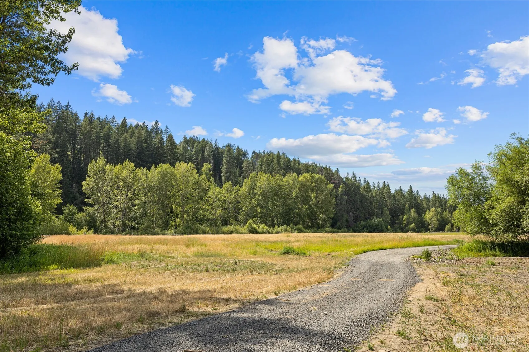 Property photo for 691 Quail Drive, Cle Elum photo 3