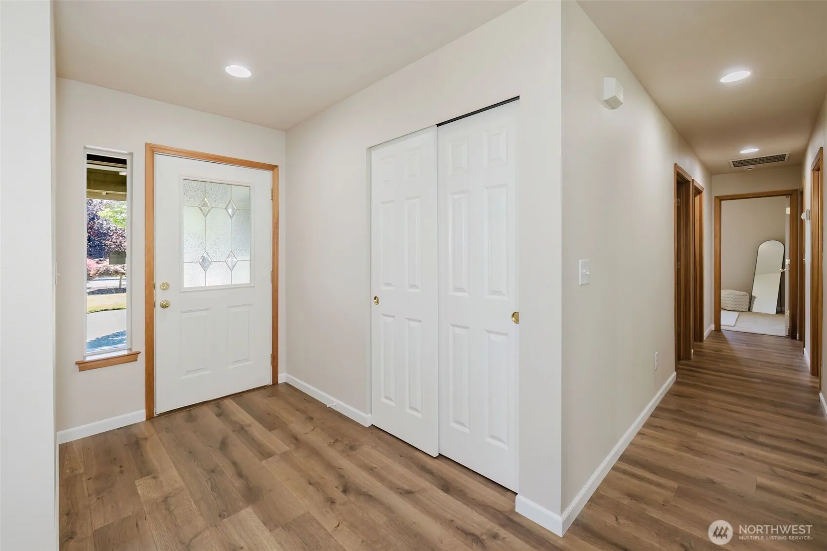 Property photo for 19741 12th Avenue Ne, Poulsbo photo 5