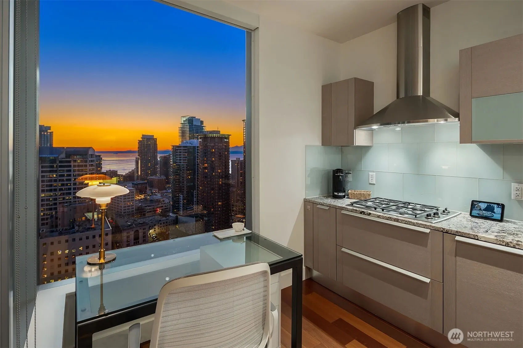 Property photo for 737 Olive Way #2910, Seattle photo 4
