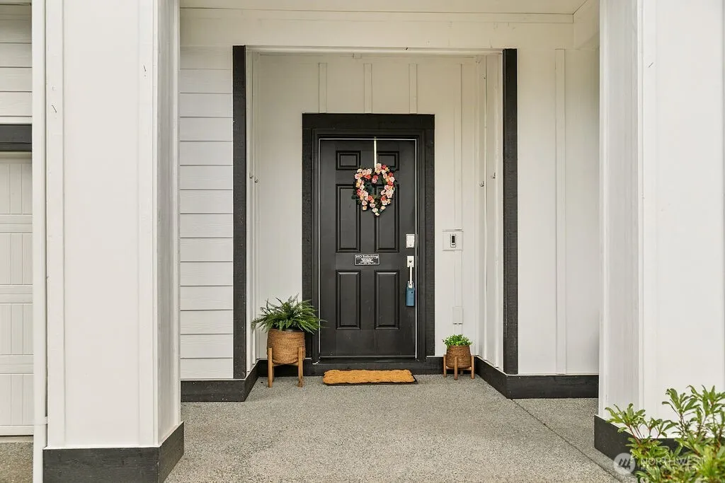 Property photo for 1235 Panoramic Loop, Bremerton photo 4