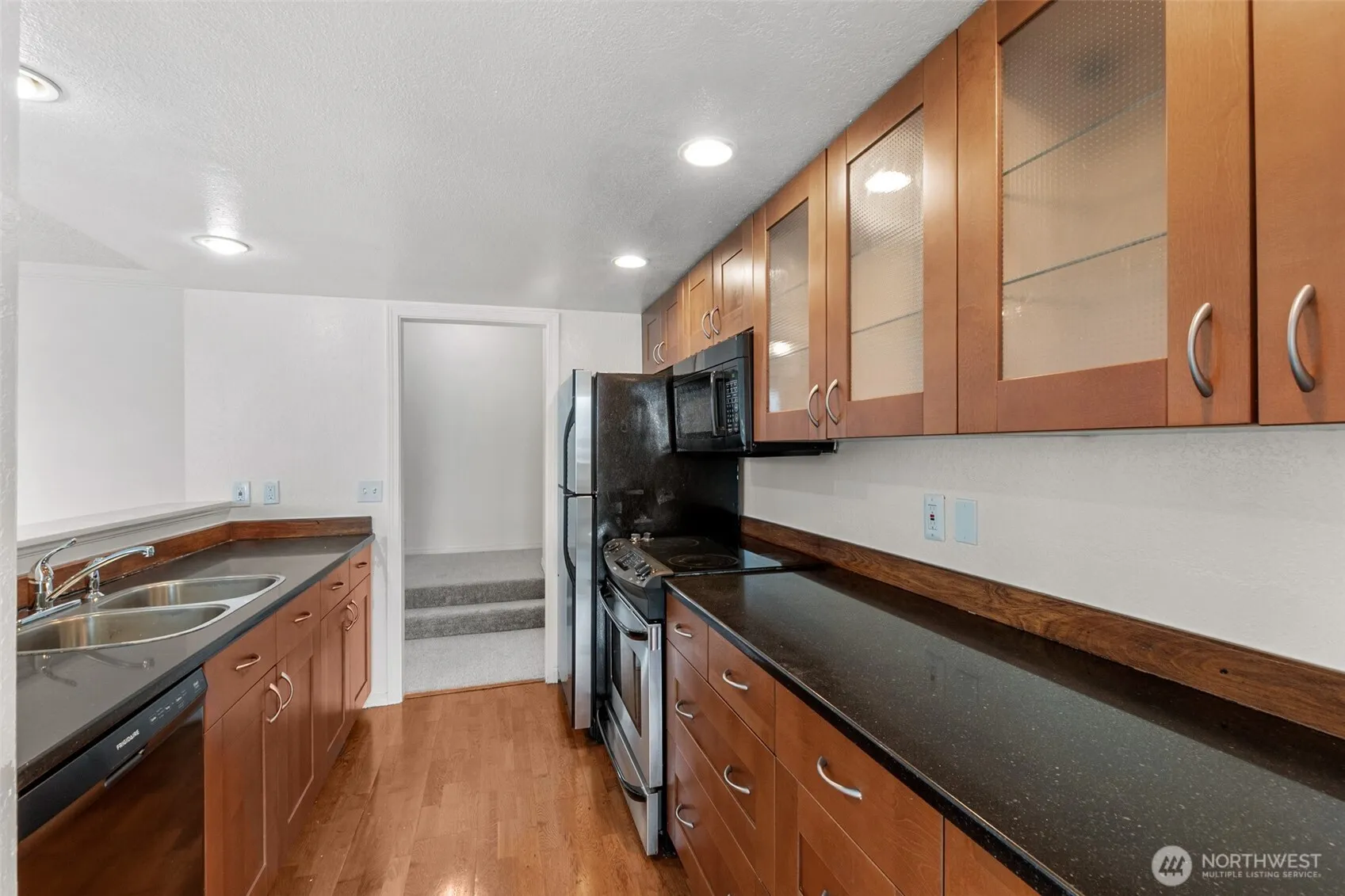 Property photo for 22211 6th Avenue S #301, Des Moines photo 4