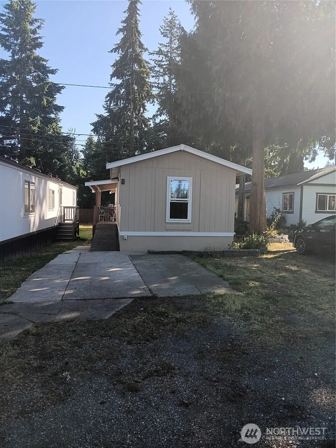 Property photo for 17410 52nd Avenue W #1, Lynnwood photo 2