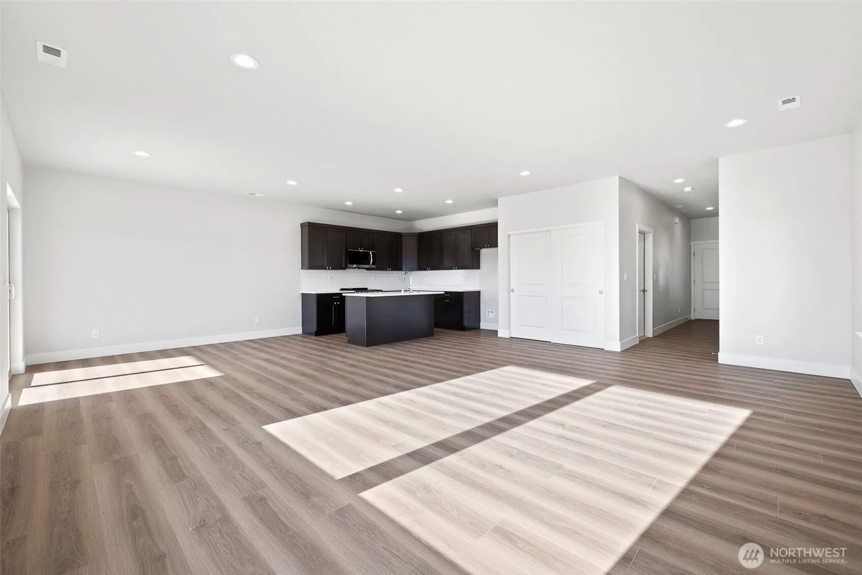 Property photo for 4247 W Sandy Court, Moses Lake photo 3