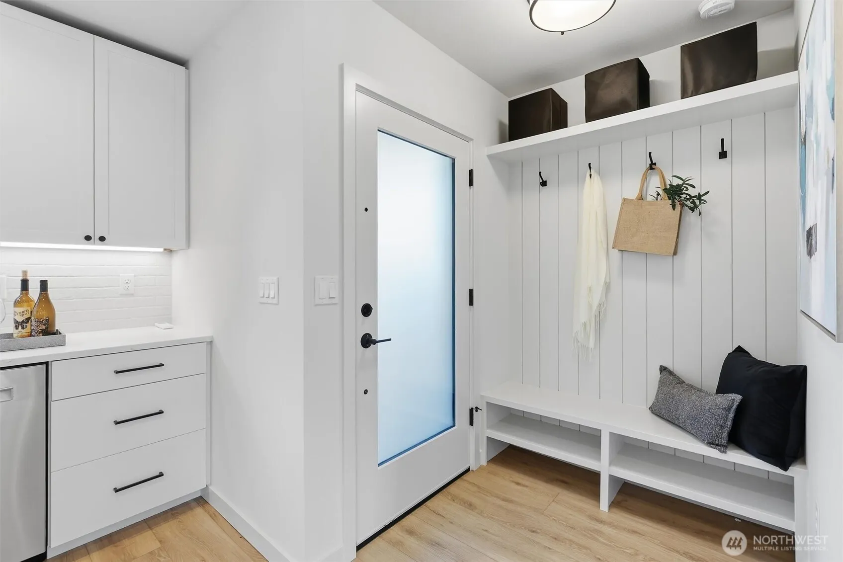 Property photo for 2109 Ne 83rd Street, Seattle photo 4