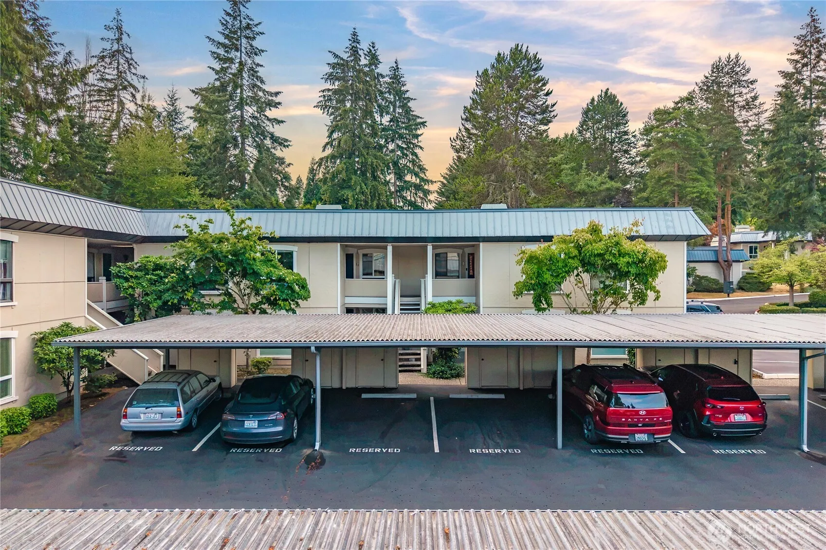 Property photo for 10221 Ne 16th Street #h7, Bellevue photo 4