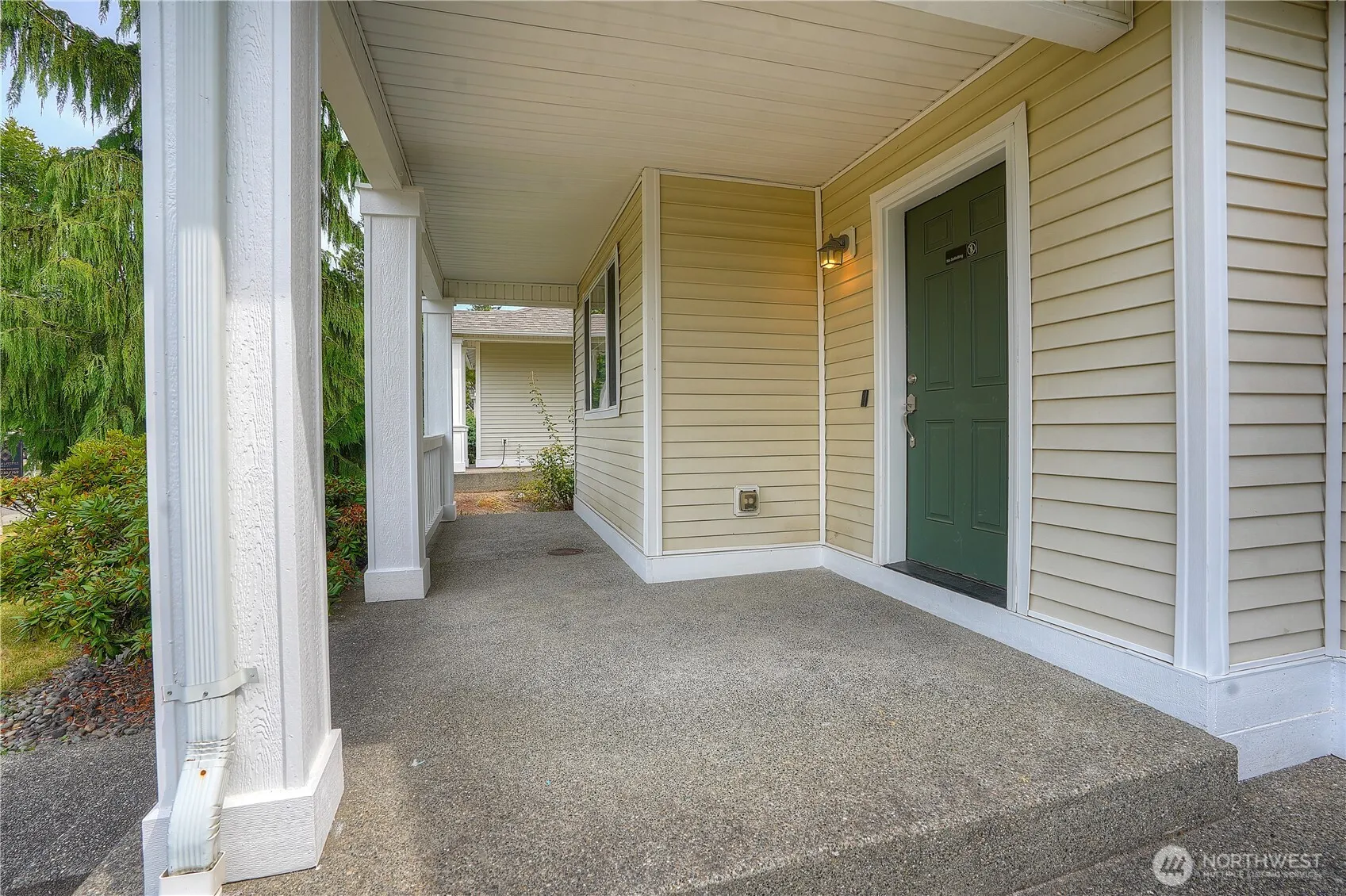 Property photo for 17821 36th Avenue E, Tacoma photo 2