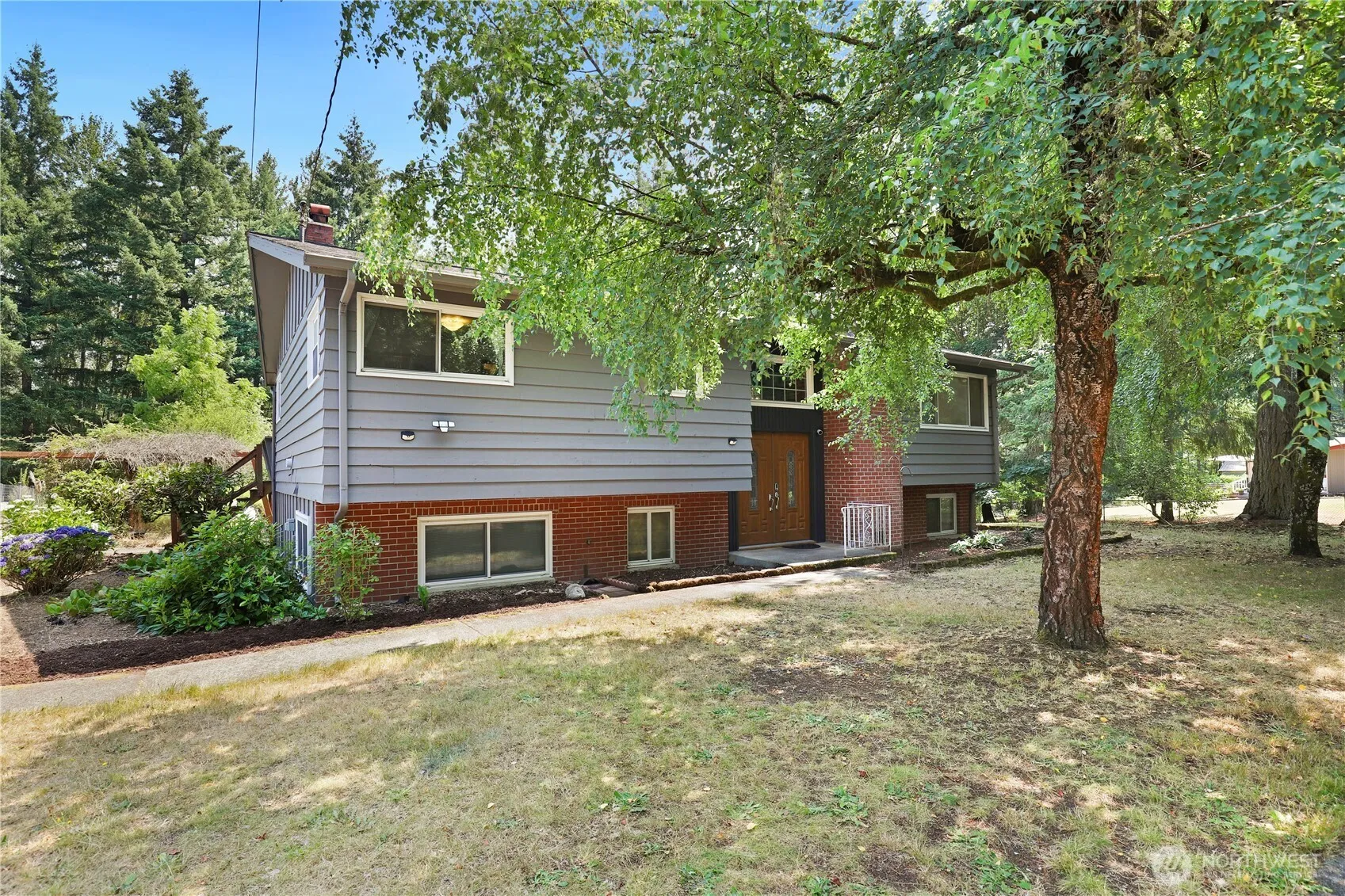 Property photo for 22719 58th Avenue E, Spanaway photo 3