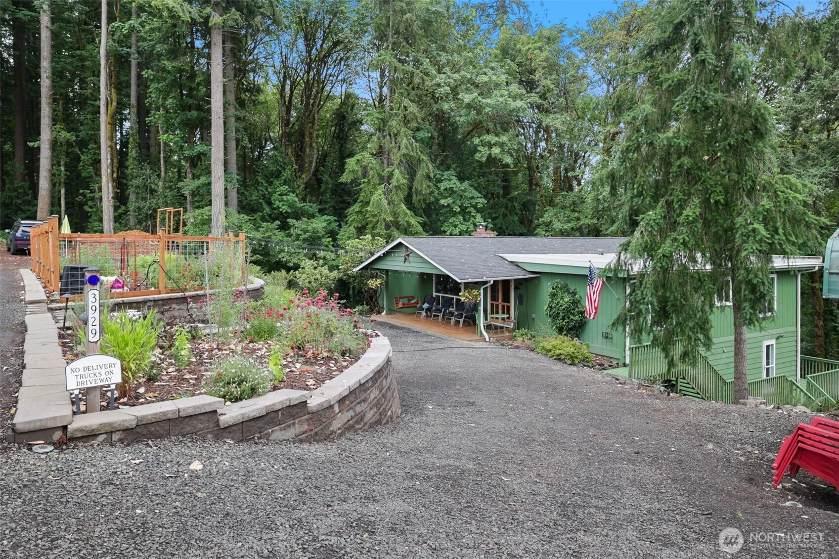 Property photo for 3929 Faith Place Nw, Bremerton photo 2