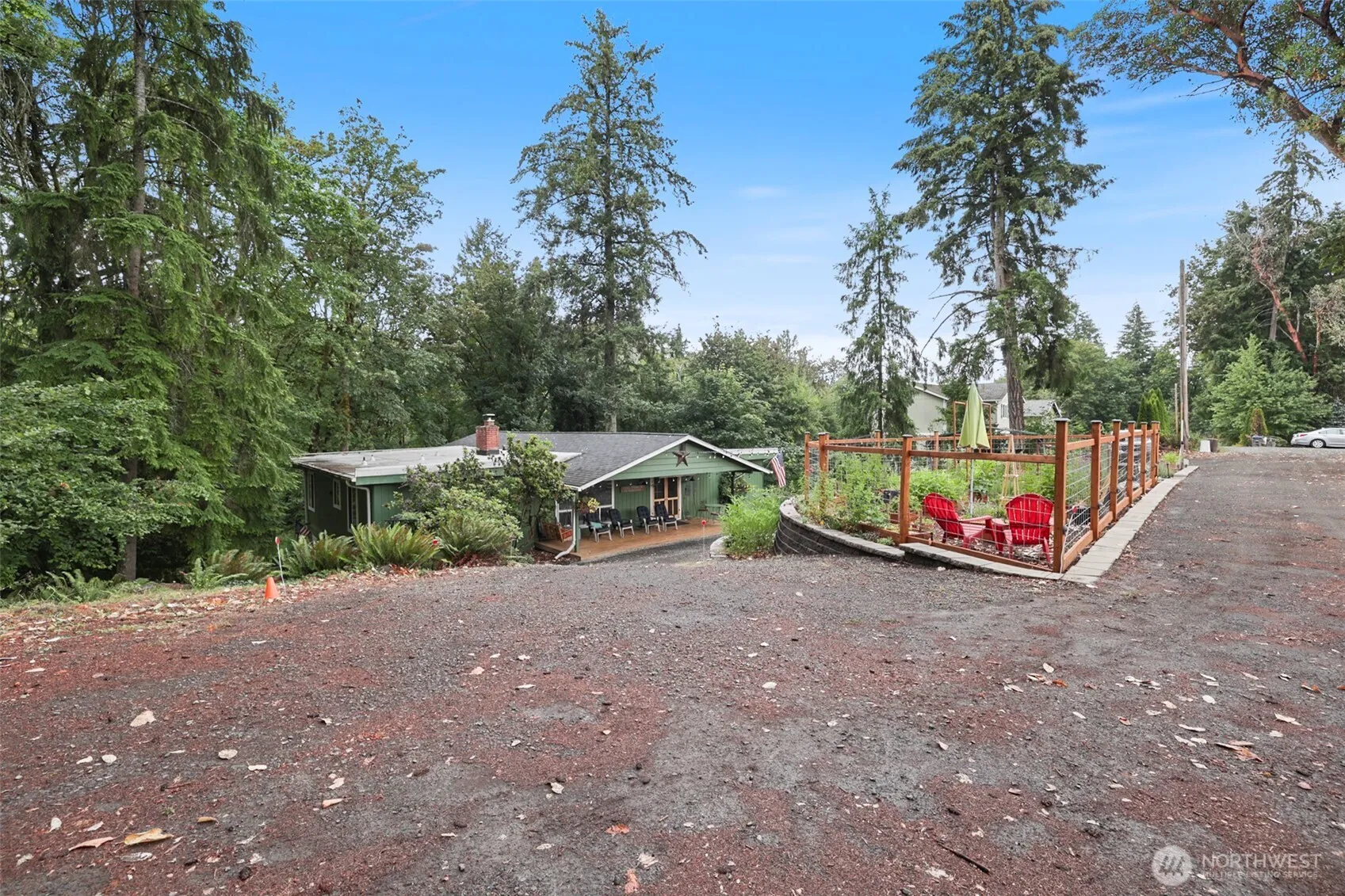 Property photo for 3929 Faith Place Nw, Bremerton photo 4