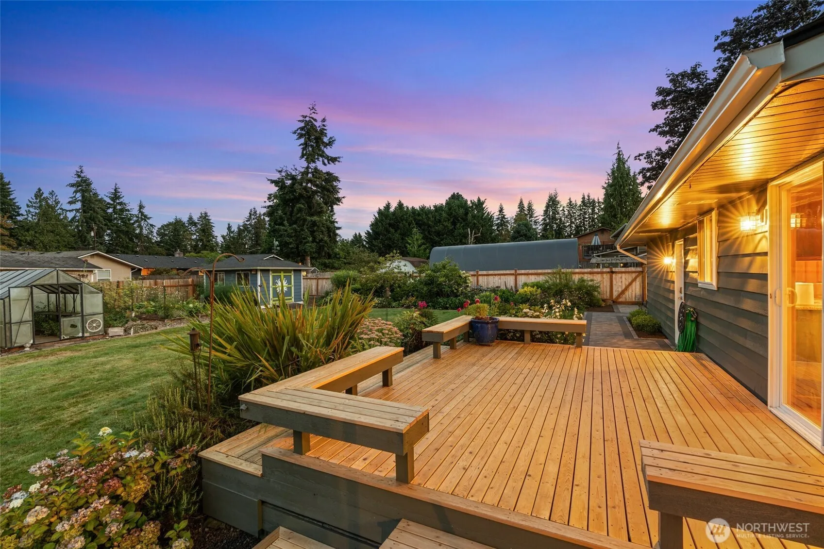 Property photo for 10501 25th Drive Se, Everett photo 4