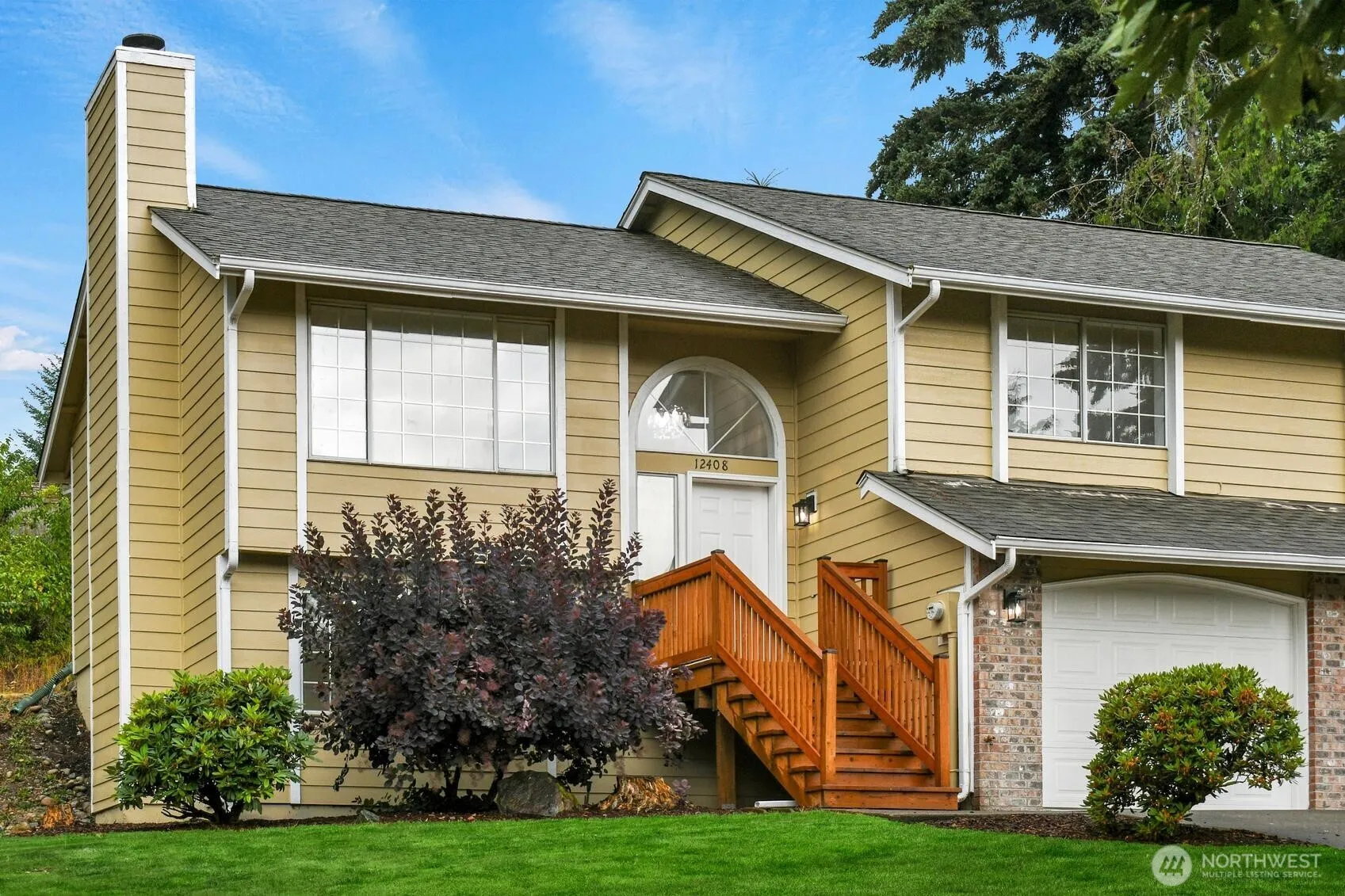 Property photo for 12408 82nd Avenue E, Puyallup photo 2