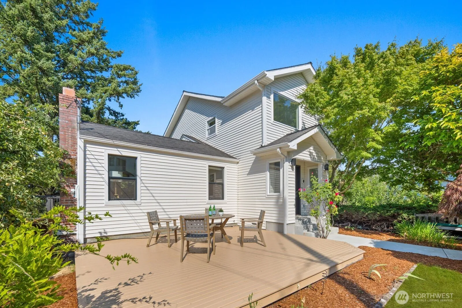 Property photo for 3642 37th Avenue W, Seattle photo 3