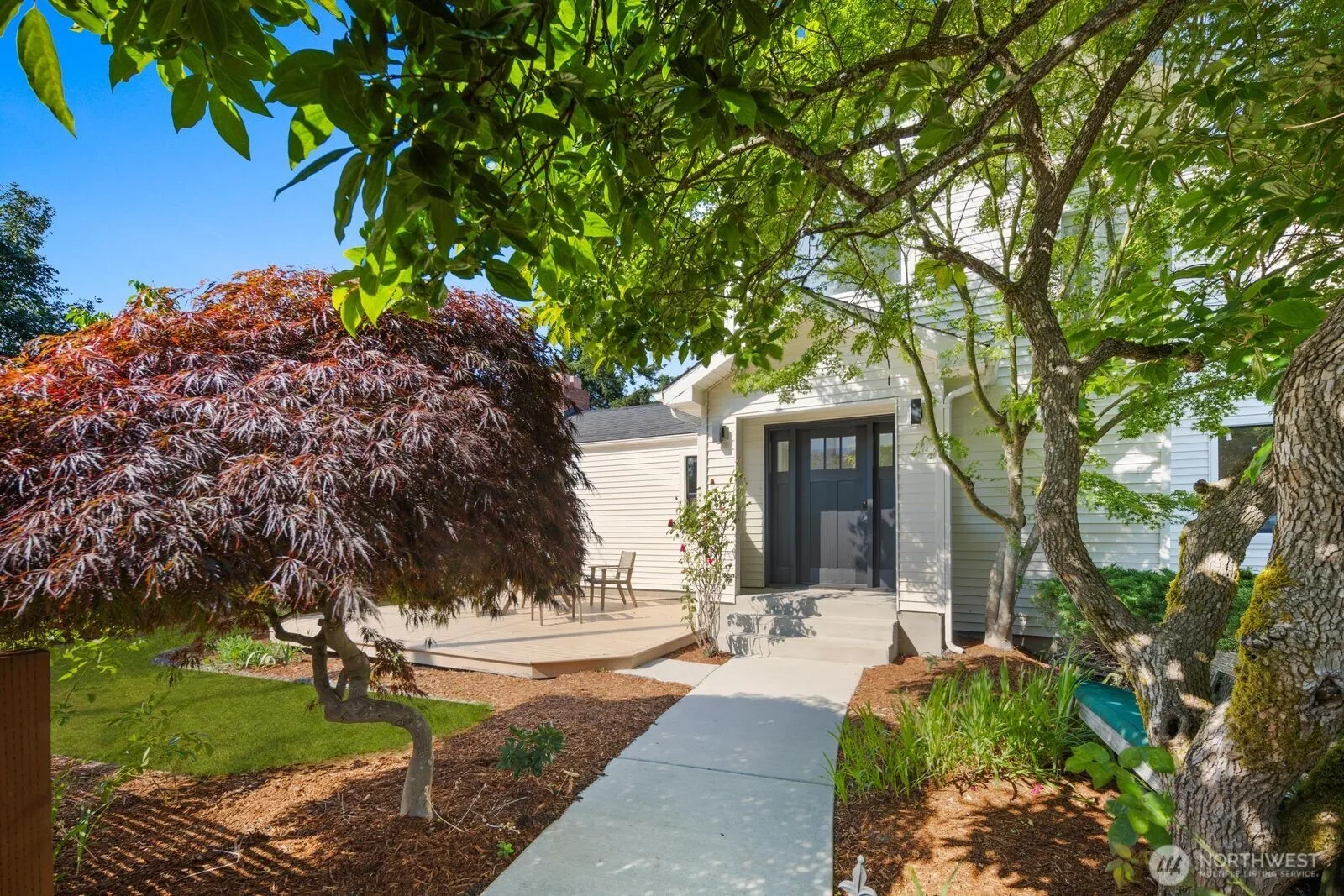 Property photo for 3642 37th Avenue W, Seattle photo 2
