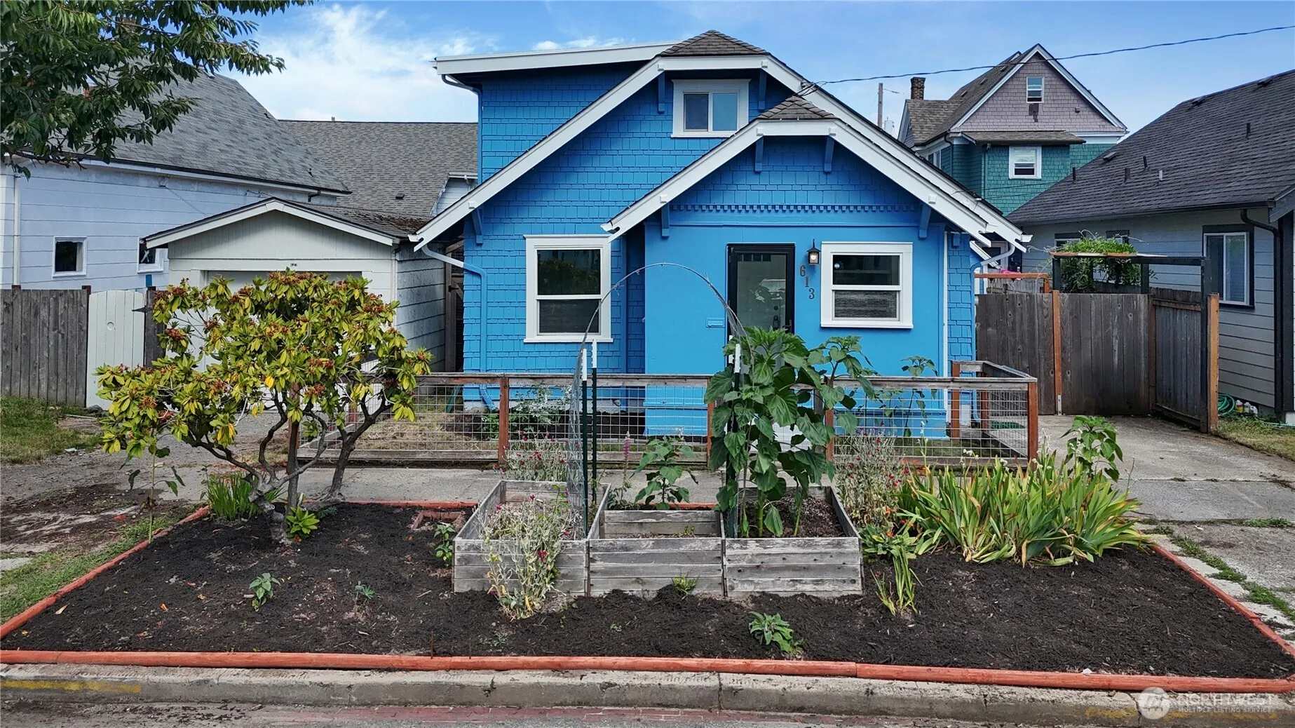 Property photo for 613 N Prospect Street, Tacoma photo 2