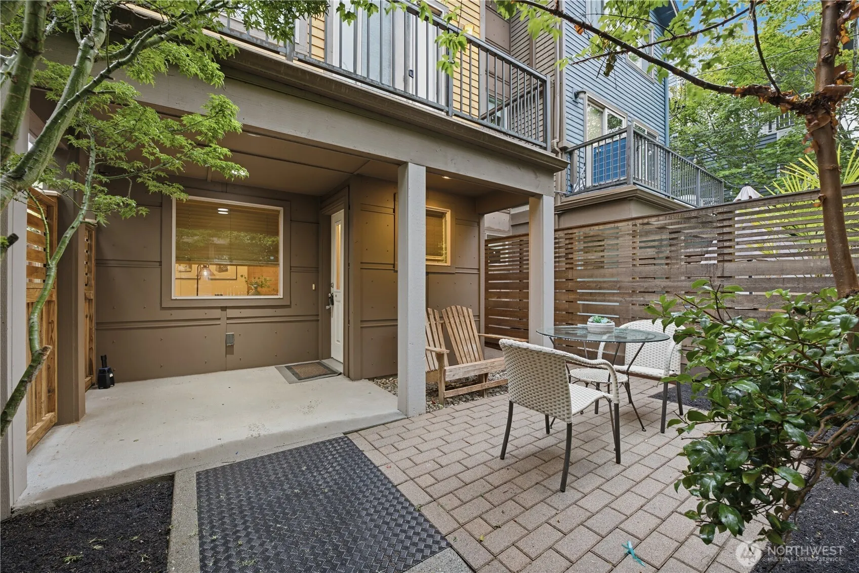 Property photo for 7411 4th Avenue Ne #a, Seattle photo 3