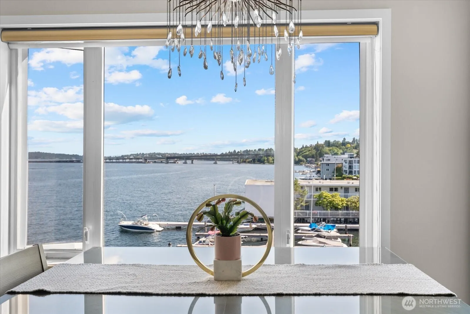 Property photo for 334 Lakeside Avenue S #406, Seattle photo 5