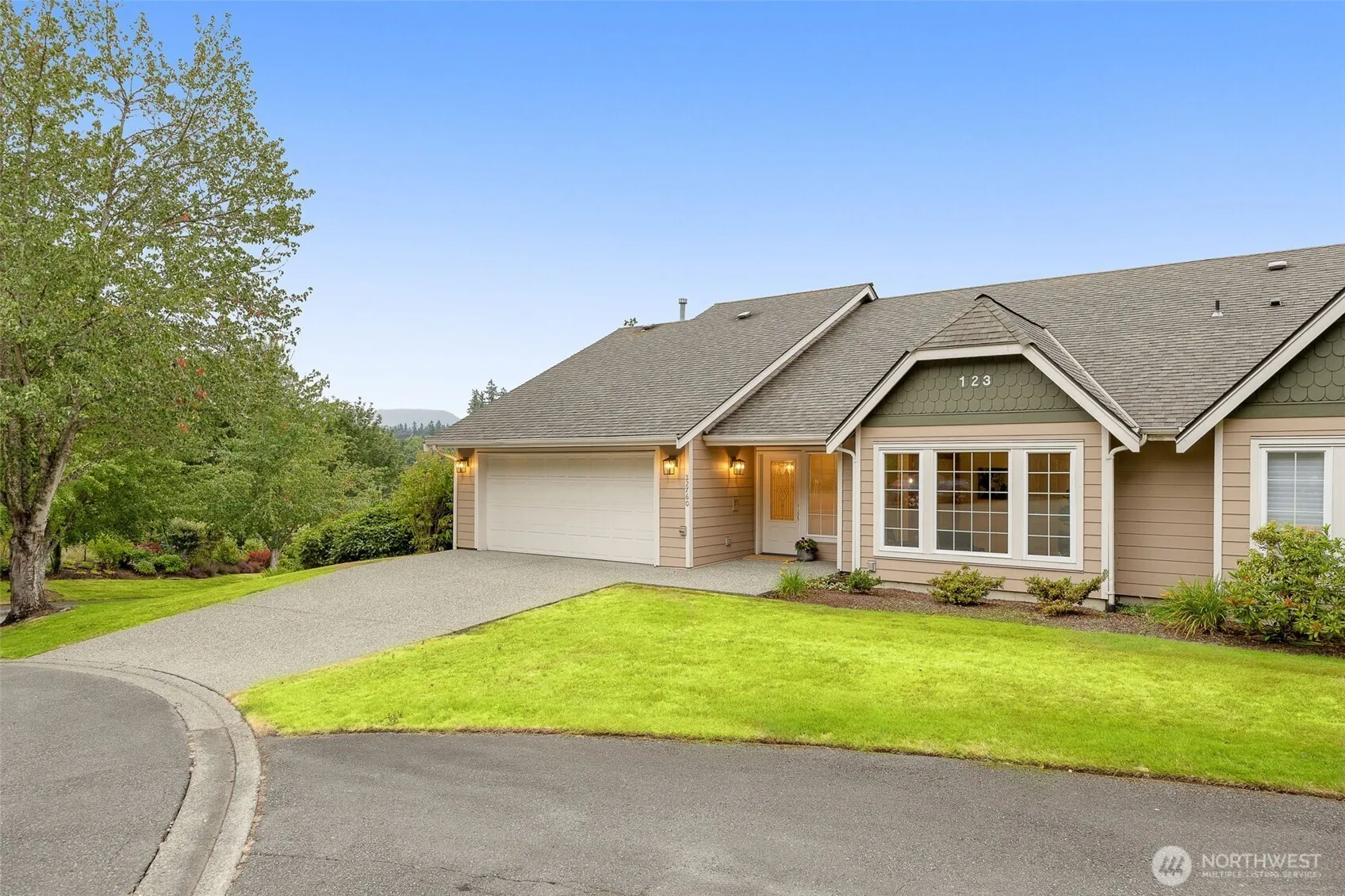 Property photo for 22760 Se 43rd Court #2617, Issaquah photo 5