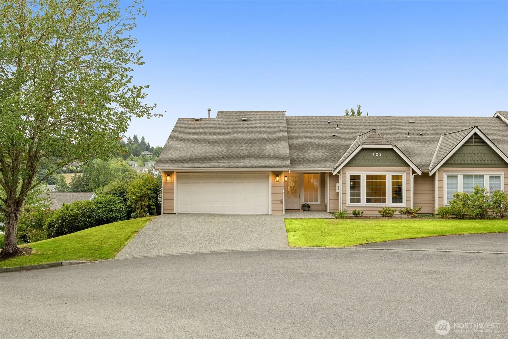 Property photo for 22760 Se 43rd Court #2617, Issaquah photo 2