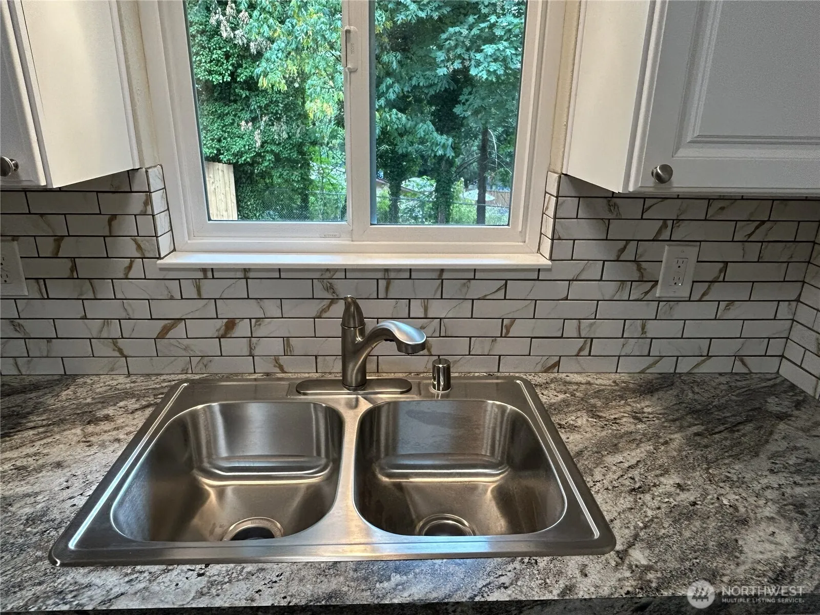 Property photo for 7812 Greenridge Street Sw, Olympia photo 3