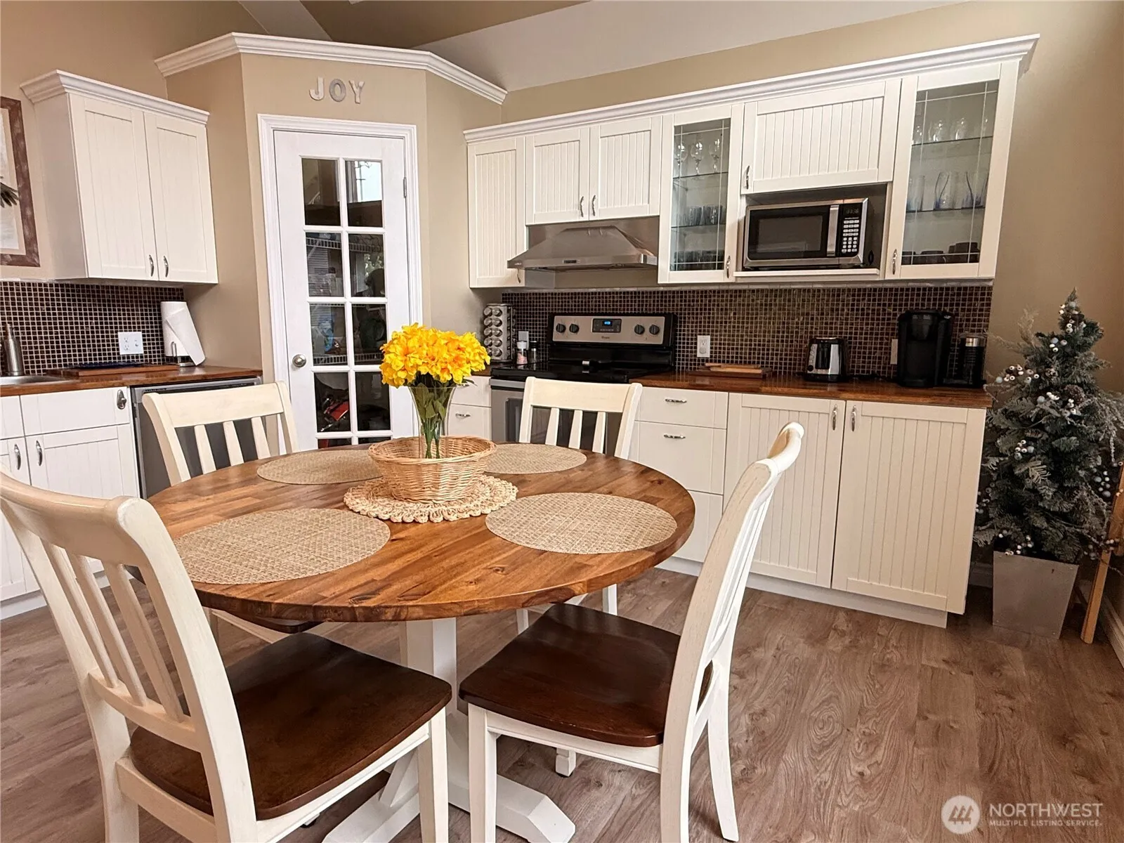 Property photo for 206 Wishkah Street, Ocean Shores photo 5