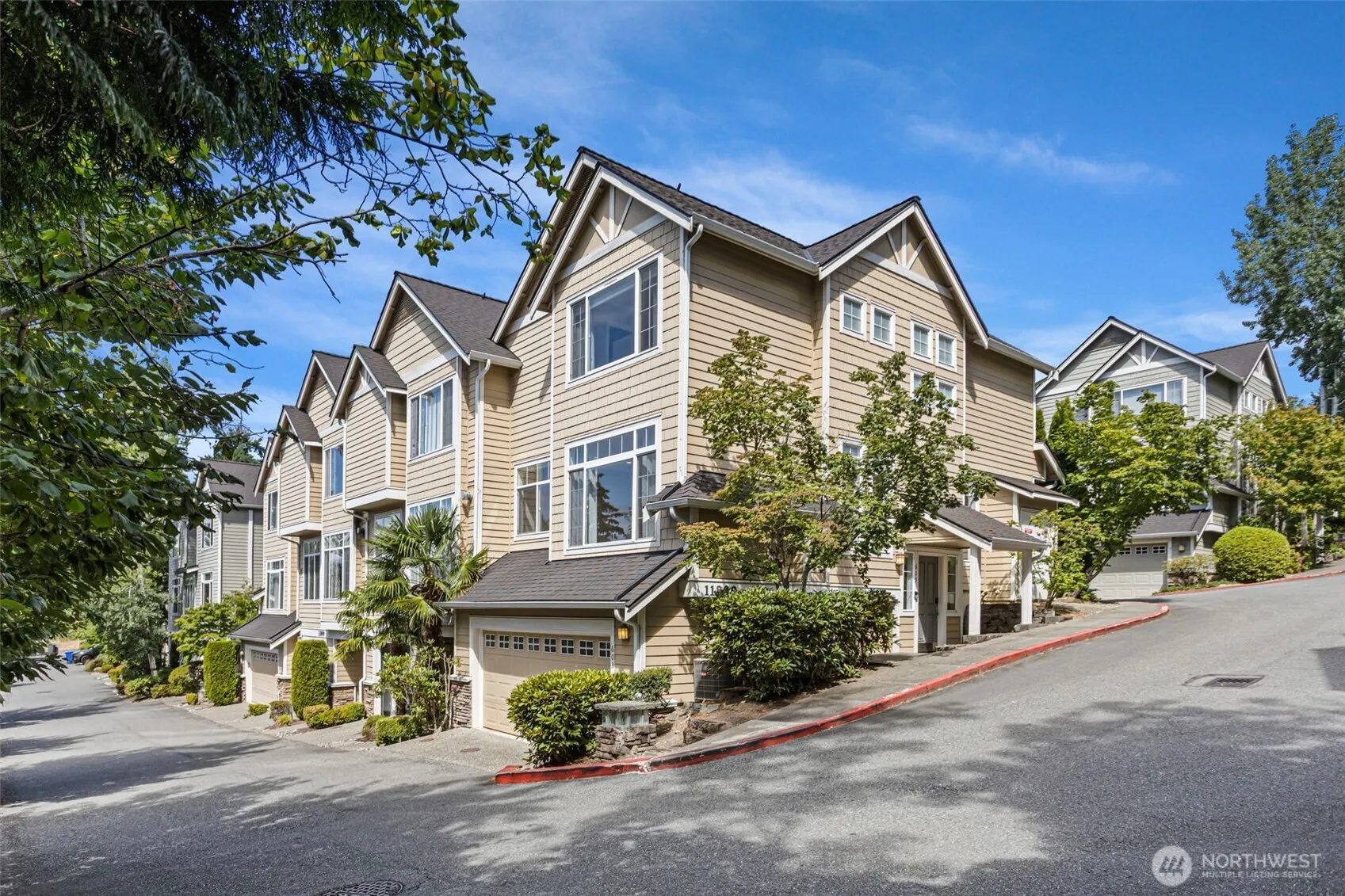 Property photo for 11899 Se 4th Place #603, Bellevue