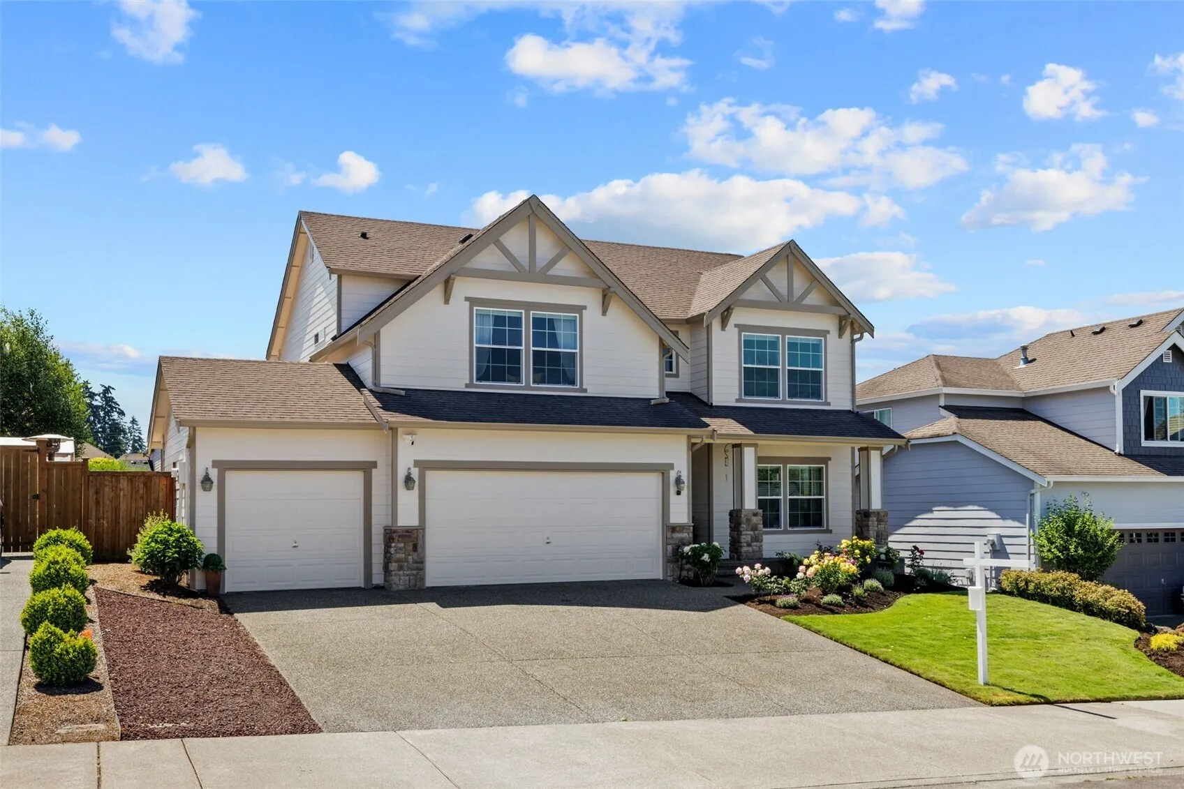 Property photo for 1723 Sw 344th Place, Federal Way photo 2