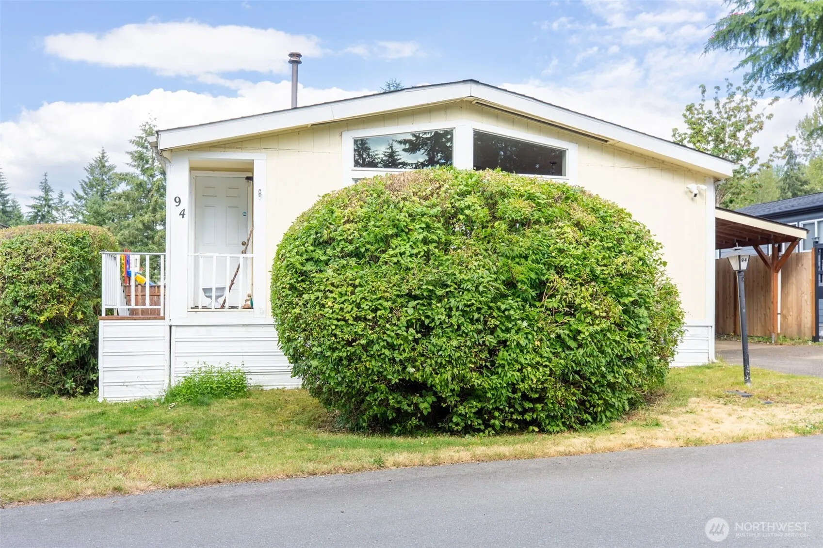 Property photo for 28000 Ne 142nd Place #94, Duvall photo 3