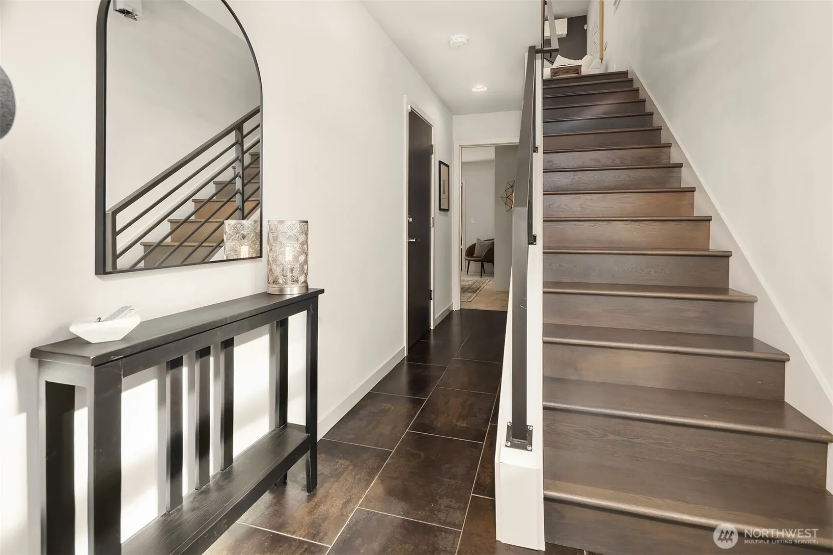 Property photo for 419 N 50th Street #a, Seattle photo 3