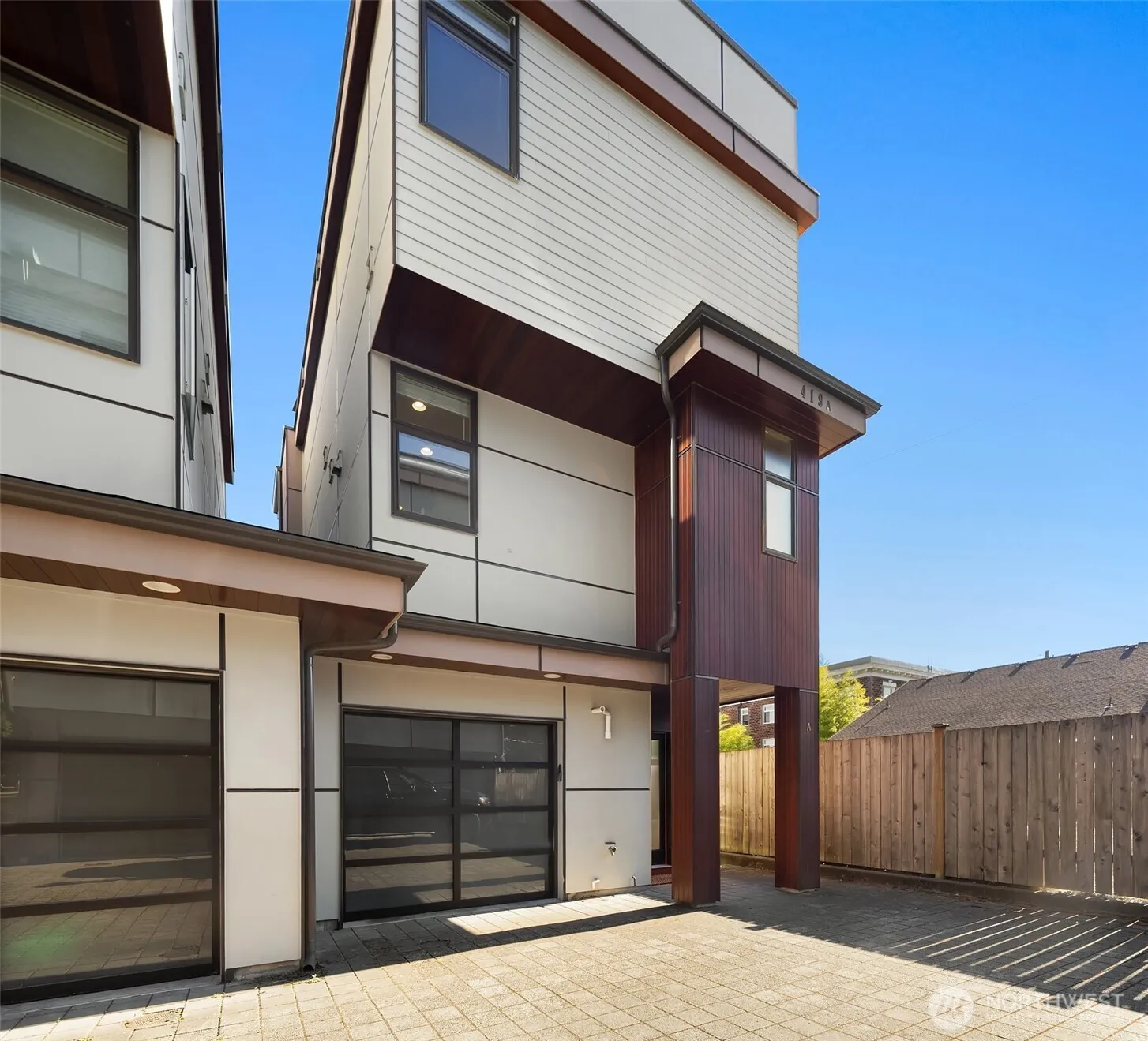 Property photo for 419 N 50th Street #a, Seattle