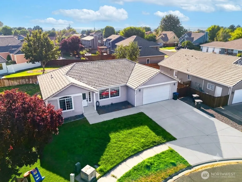 Property photo for 219 E Pinyon Court, Moses Lake