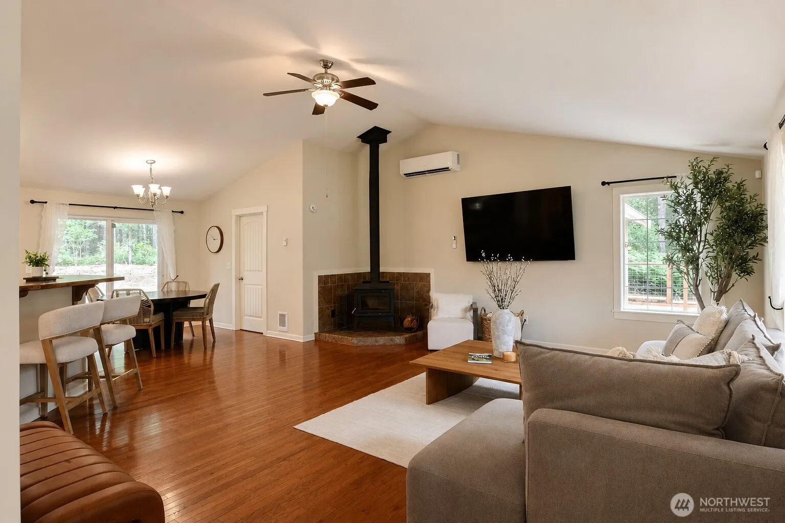 Property photo for 14226 Timberwood Place Sw, Port Orchard photo 4