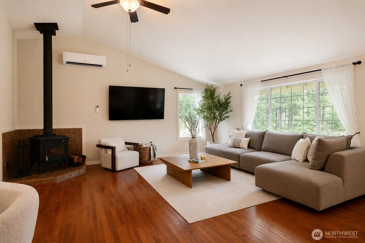 Property photo for 14226 Timberwood Place Sw, Port Orchard photo 5