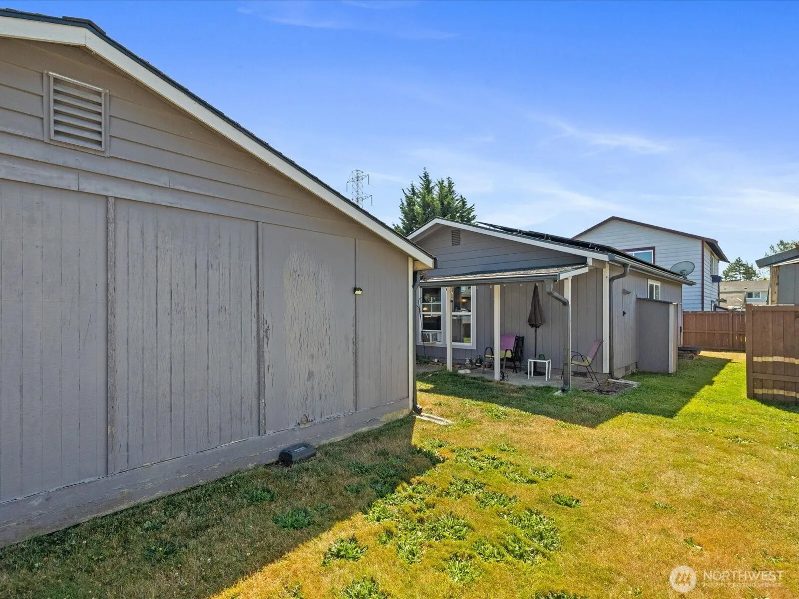 Property photo for 8730 13th St Ne, Lake Stevens photo 3