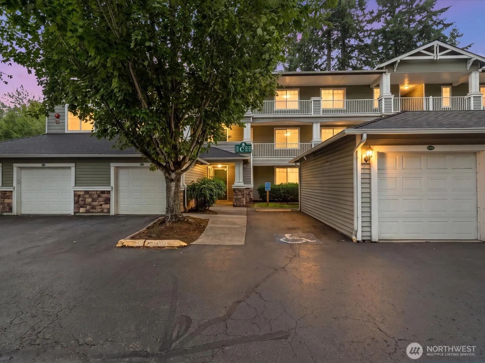 Property photo for 12712 Admiralty Way #c301, Everett