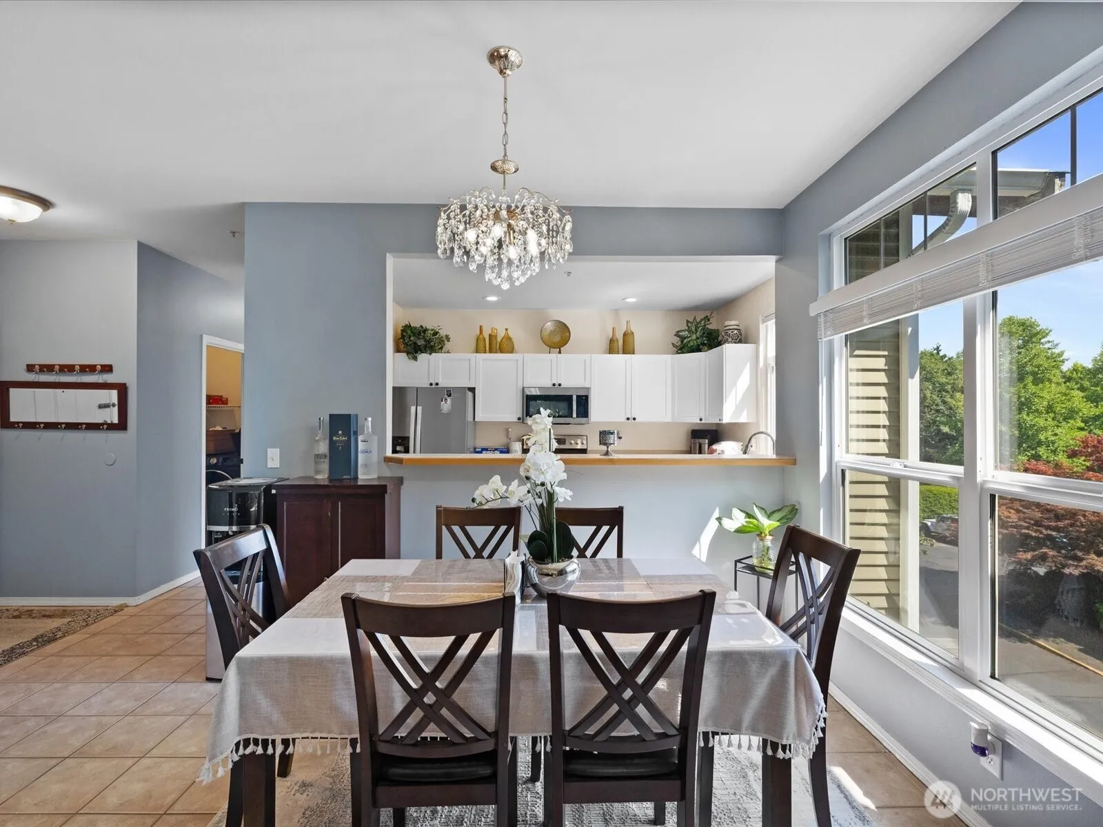 Property photo for 12712 Admiralty Way #c301, Everett photo 5
