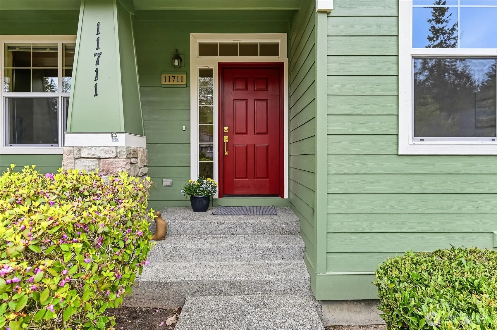 Property photo for 11711 239th Avenue Ne, Redmond photo 2