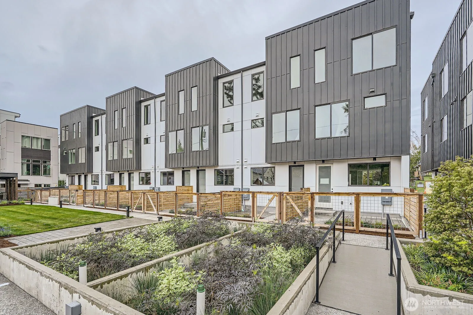 Property photo for 6608 Carleton Avenue S #b, Seattle