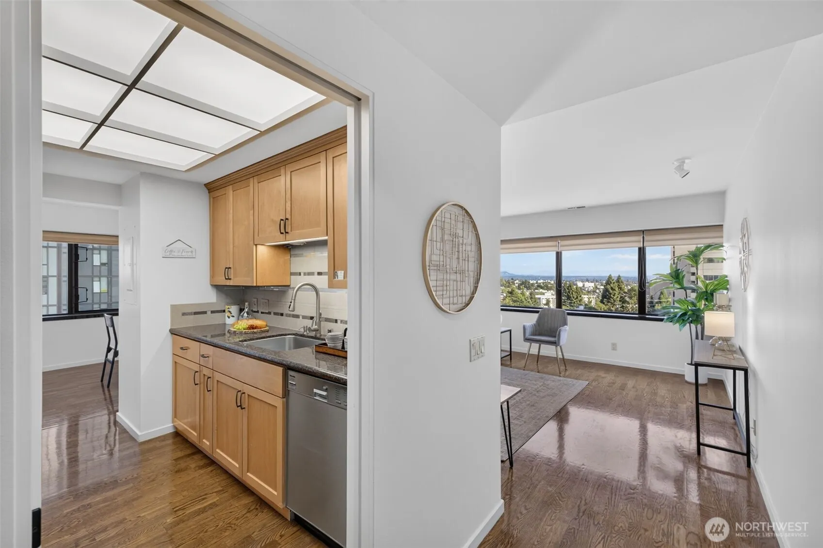 Property photo for 1301 Spring Street #11c, Seattle photo 4