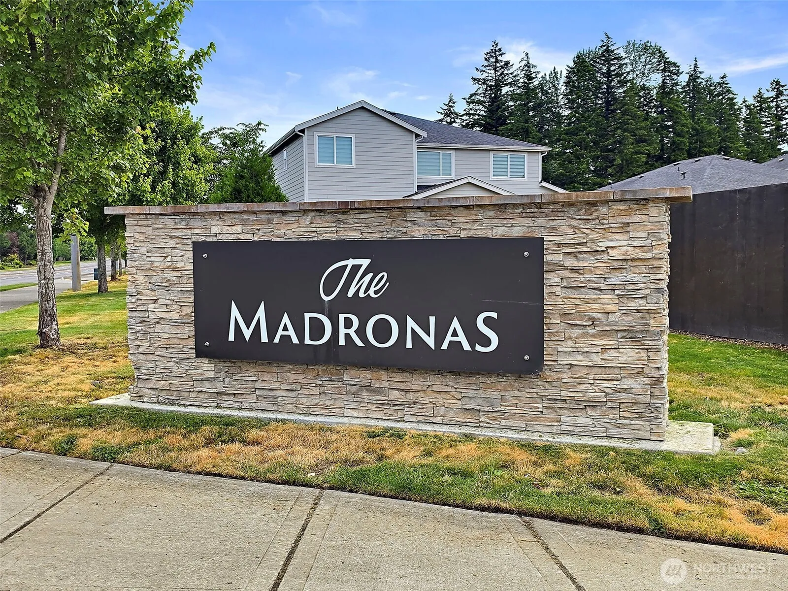 Property photo for 12216 176th St E, Puyallup photo 3