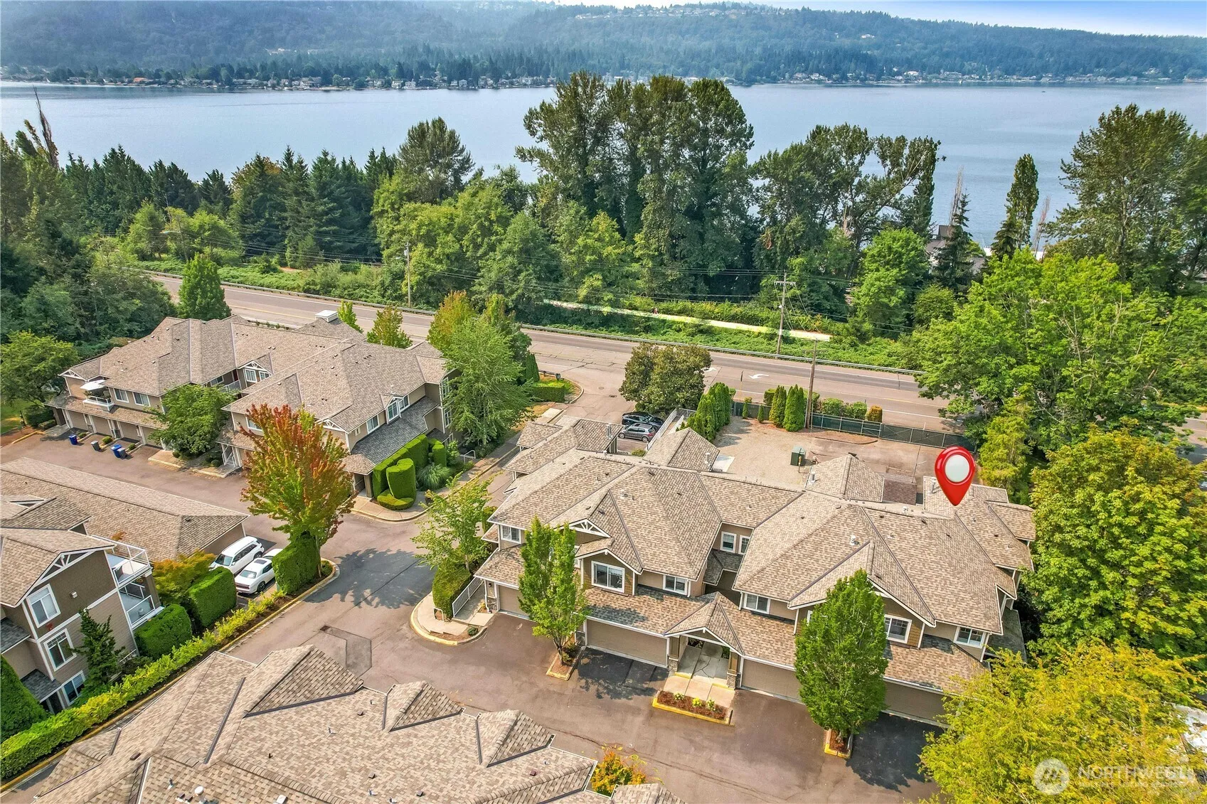 Property photo for 3500 E Lake Sammamish Parkway Se #2-105, Sammamish photo 2