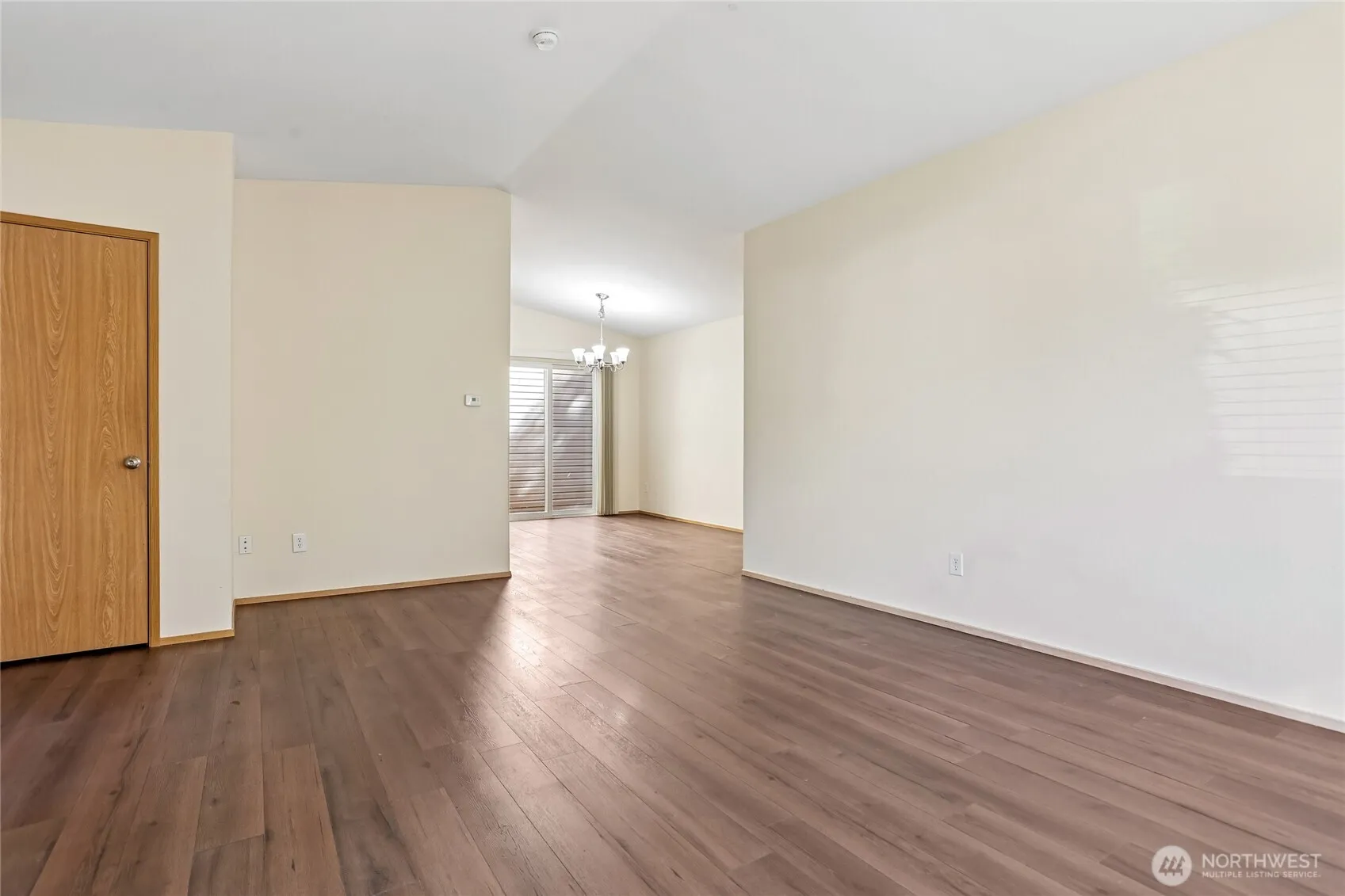 Property photo for 16619 41st Drive Ne #b, Arlington photo 5